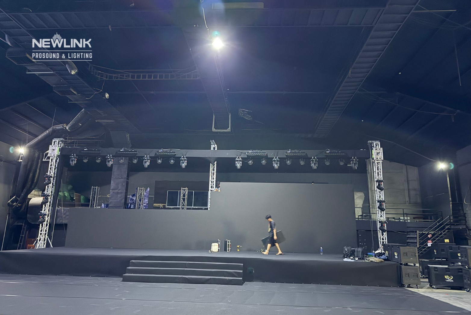 Newlink x PR Việt | Màn hình LED sự kiện – Giải pháp hình ảnh chuyên nghiệp
