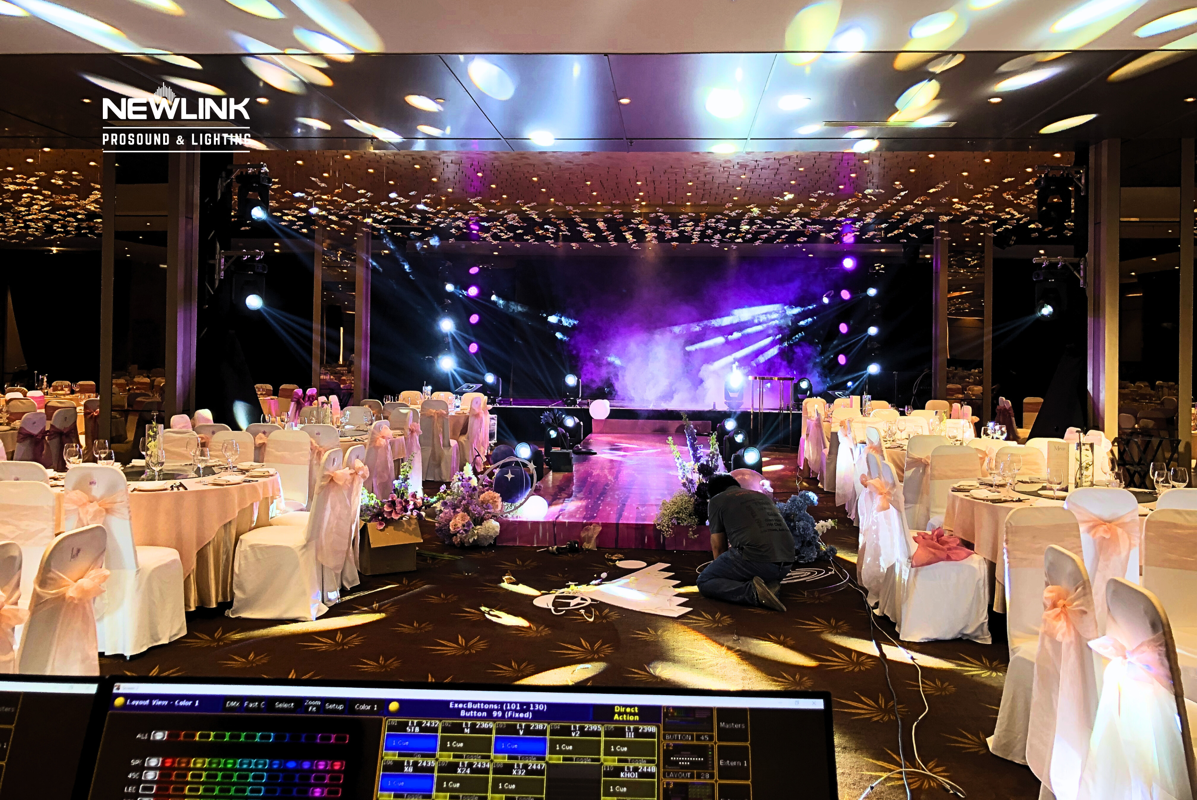 TỔ CHỨC TIỆC CƯỚI QUY MÔ 200-300 KHÁCH CÙNG DÀN ÁNH SÁNG QUỐC TẾ