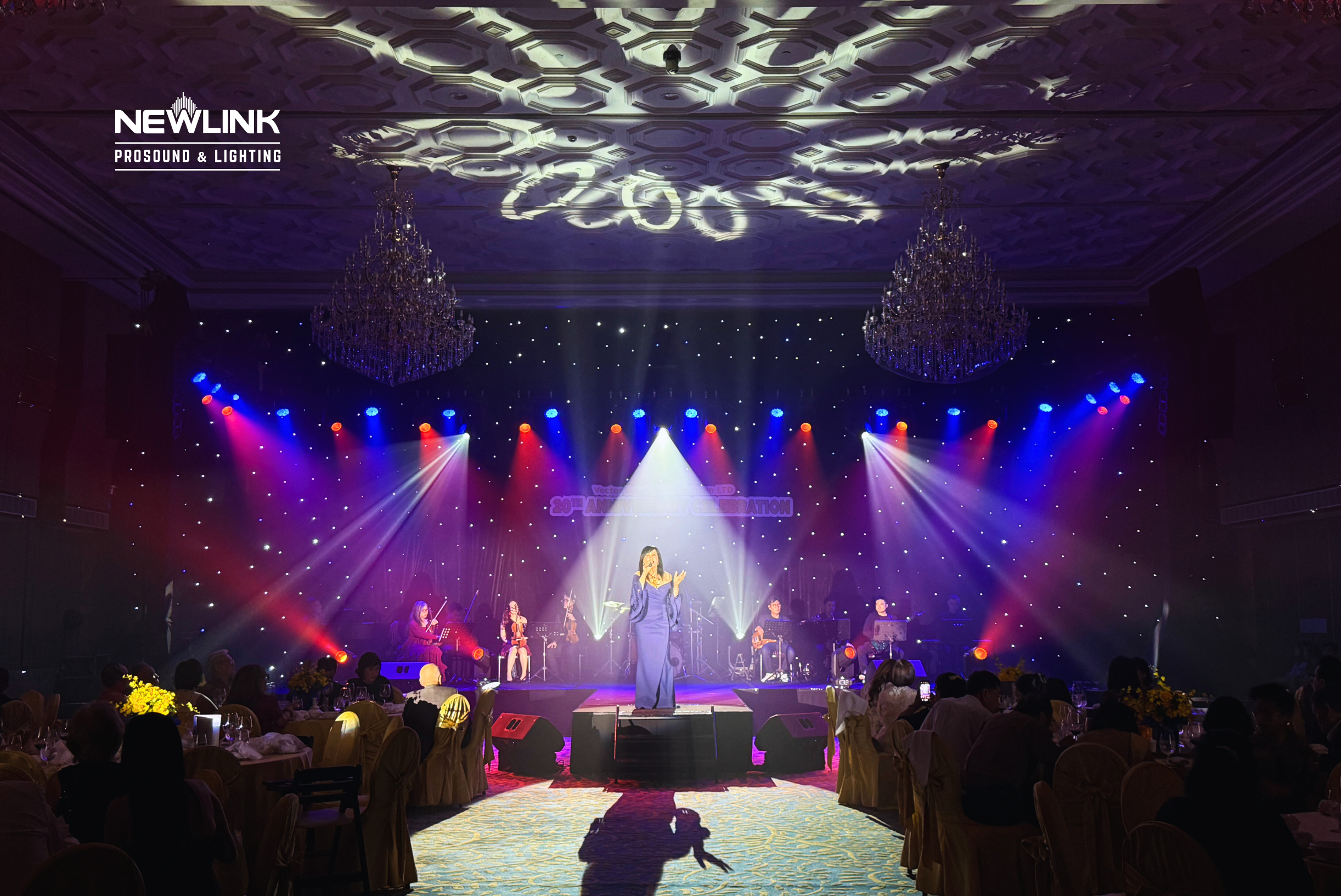 GIẢI PHÁP ÂM THANH ÁNH SÁNG CHUYÊN NGHIỆP TẠI TIMESQUARE