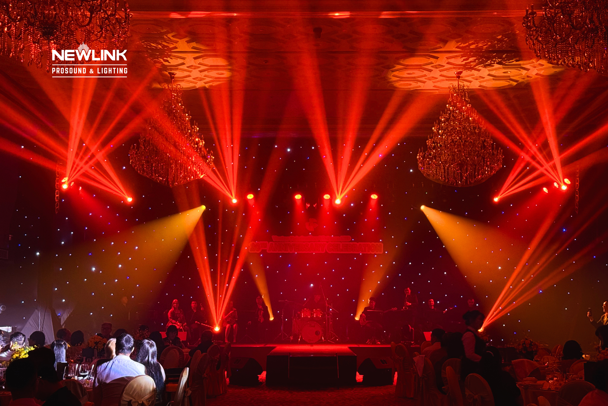 GIẢI PHÁP ÂM THANH ÁNH SÁNG CHUYÊN NGHIỆP TẠI TIMESQUARE