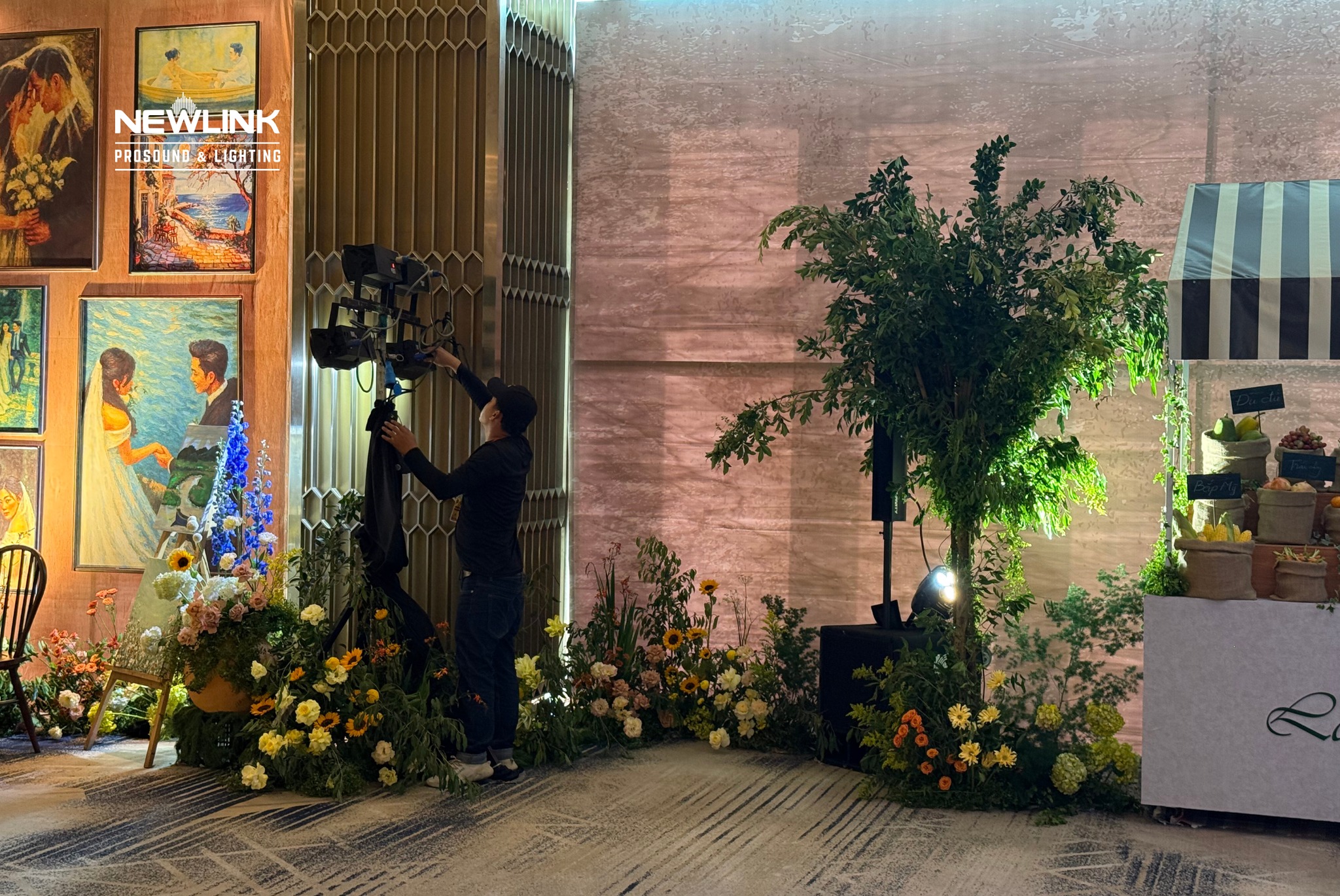 ÂM THANH ÁNH SÁNG TIỆC CƯỚI CẦN GÌ? HƯỚNG DẪN ĐẦY ĐỦ TỪ A ĐẾN Z