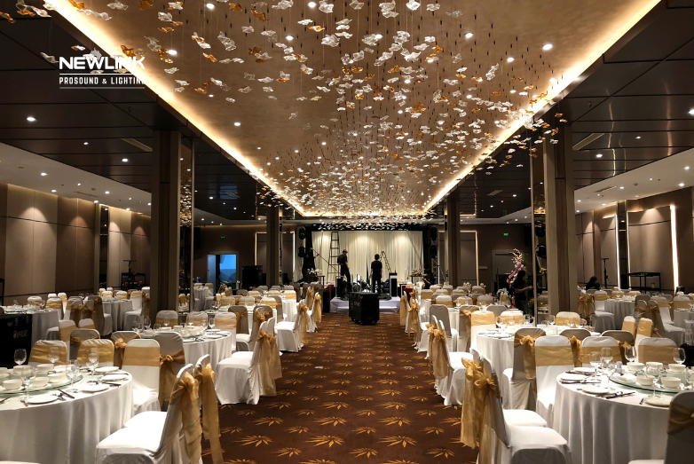 ÁNH SÁNG TIỆC CƯỚI TRỌN GÓI NEWLINK TẠI RIVERSIDE PALACE