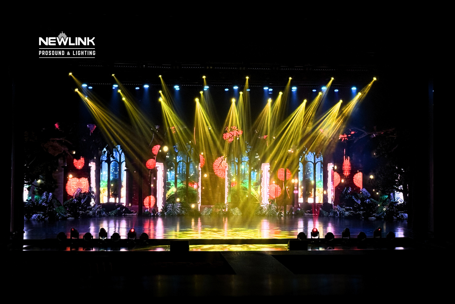 ÂM THANH ÁNH SÁNG FANMEETING GỒM NHỮNG GÌ? KINH NGHIỆM TRIỂN KHAI TỪ A-Z
